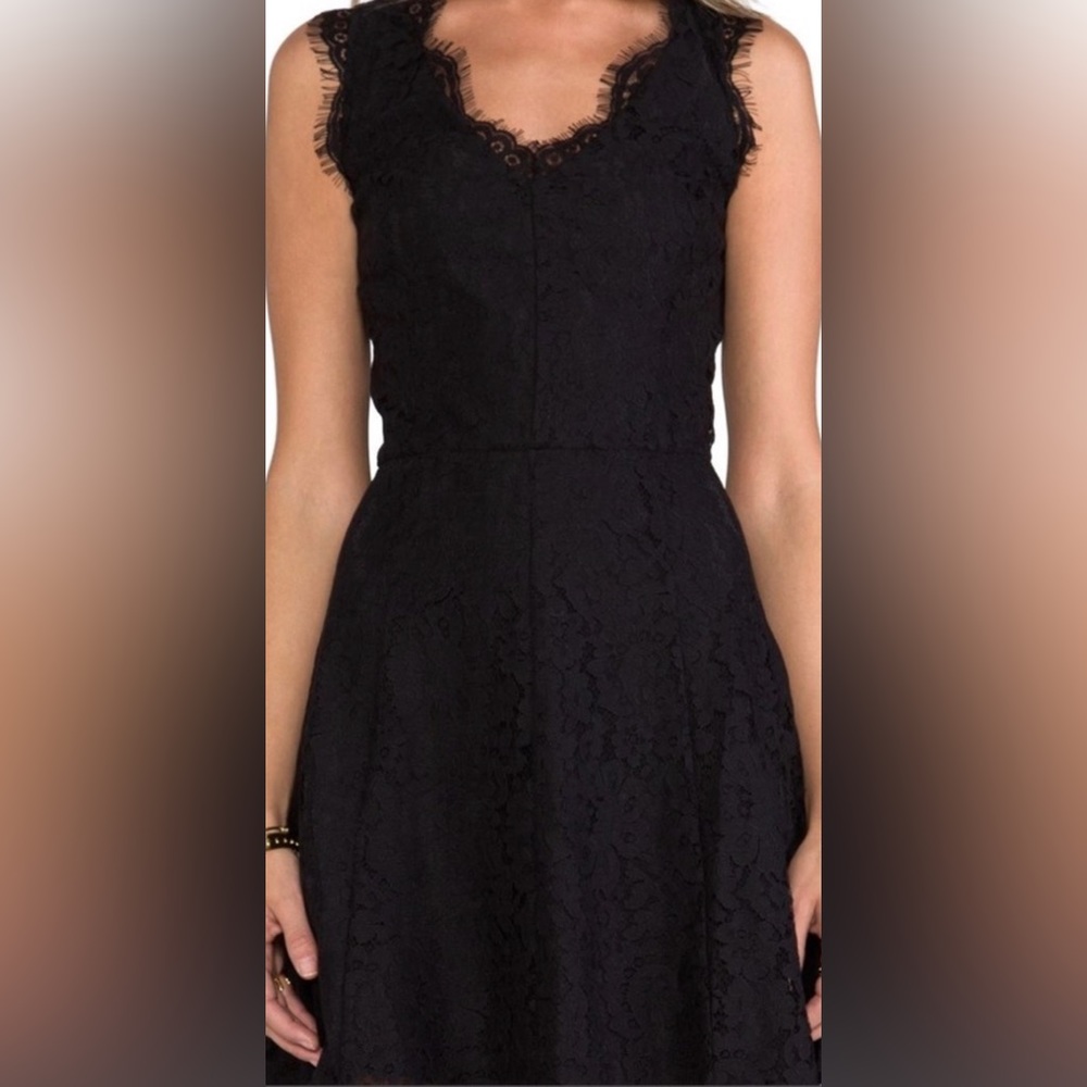 Like brand new Joie all lace black dress